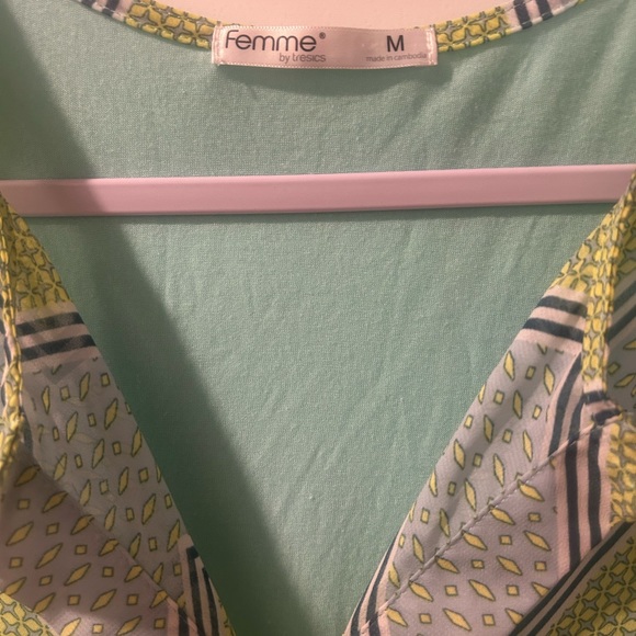 Women’s Blue and Green Chevron Pattern Sleeveless Top Size Medium - Picture 2 of 4